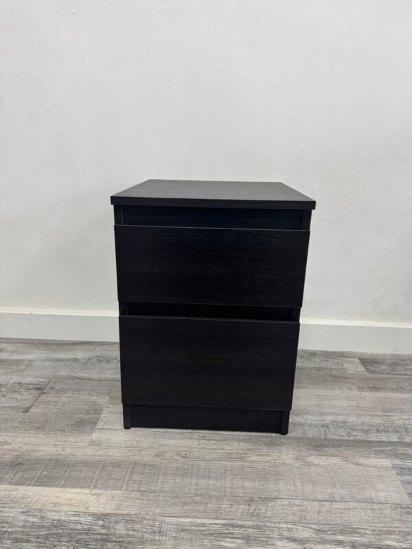 Model Mo: Nachtkastje met verborgen ruimte en smartlock 35x49x40